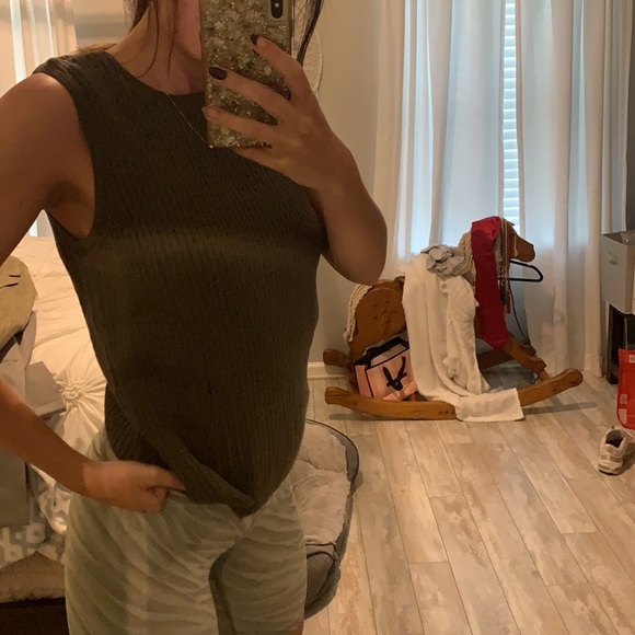 sweater vest new w tags - Picture 2 of 2